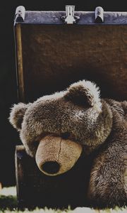 Preview wallpaper teddy bear, bear, toy, sadness, suitcase