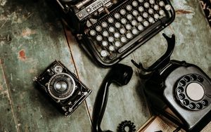 Preview wallpaper telephone, typewriter, old, retro