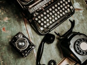 Preview wallpaper telephone, typewriter, old, retro