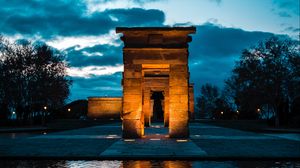 Preview wallpaper temple of debod, madrid, spain, evening