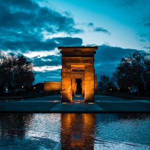 Preview wallpaper temple of debod, madrid, spain, evening