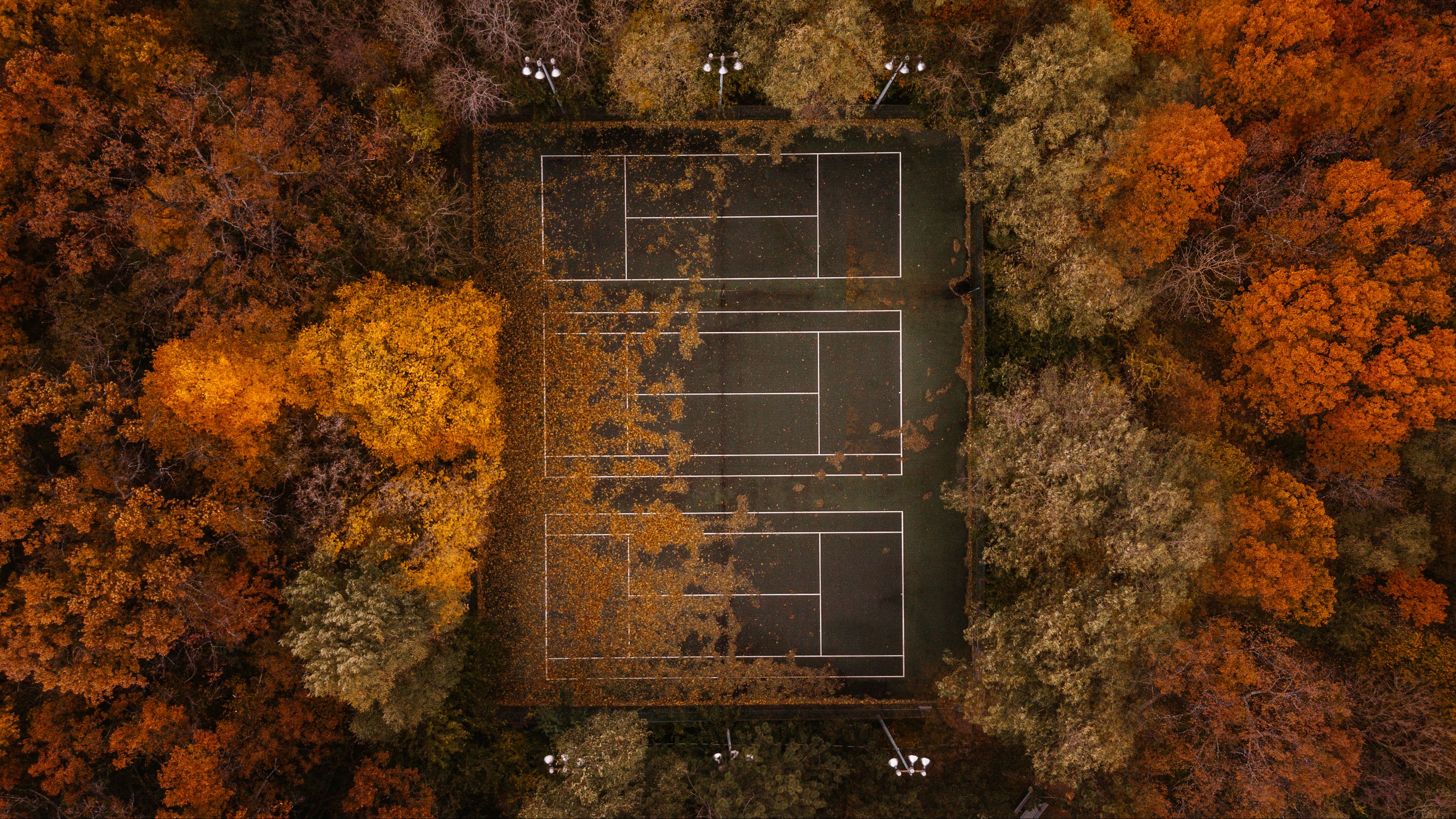 Download wallpaper 3840x2160 tennis, tennis court, autumn, aerial view 4k  uhd 16:9 hd background
