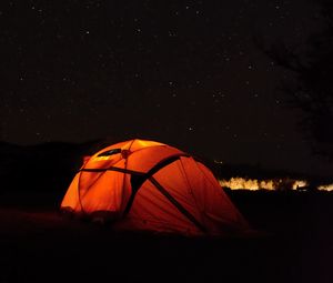 Preview wallpaper tent, camping, night, starry sky, stars