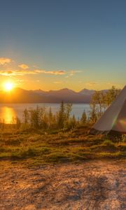 Preview wallpaper tent, decline, lake, coast, sun, disk, romanticism