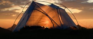 Preview wallpaper tent, evening, clouds