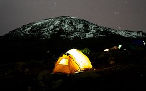 Preview wallpaper tent, glow, mountain, starry sky, dark