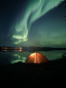 Preview wallpaper tent, night, northern lights, camping, lake