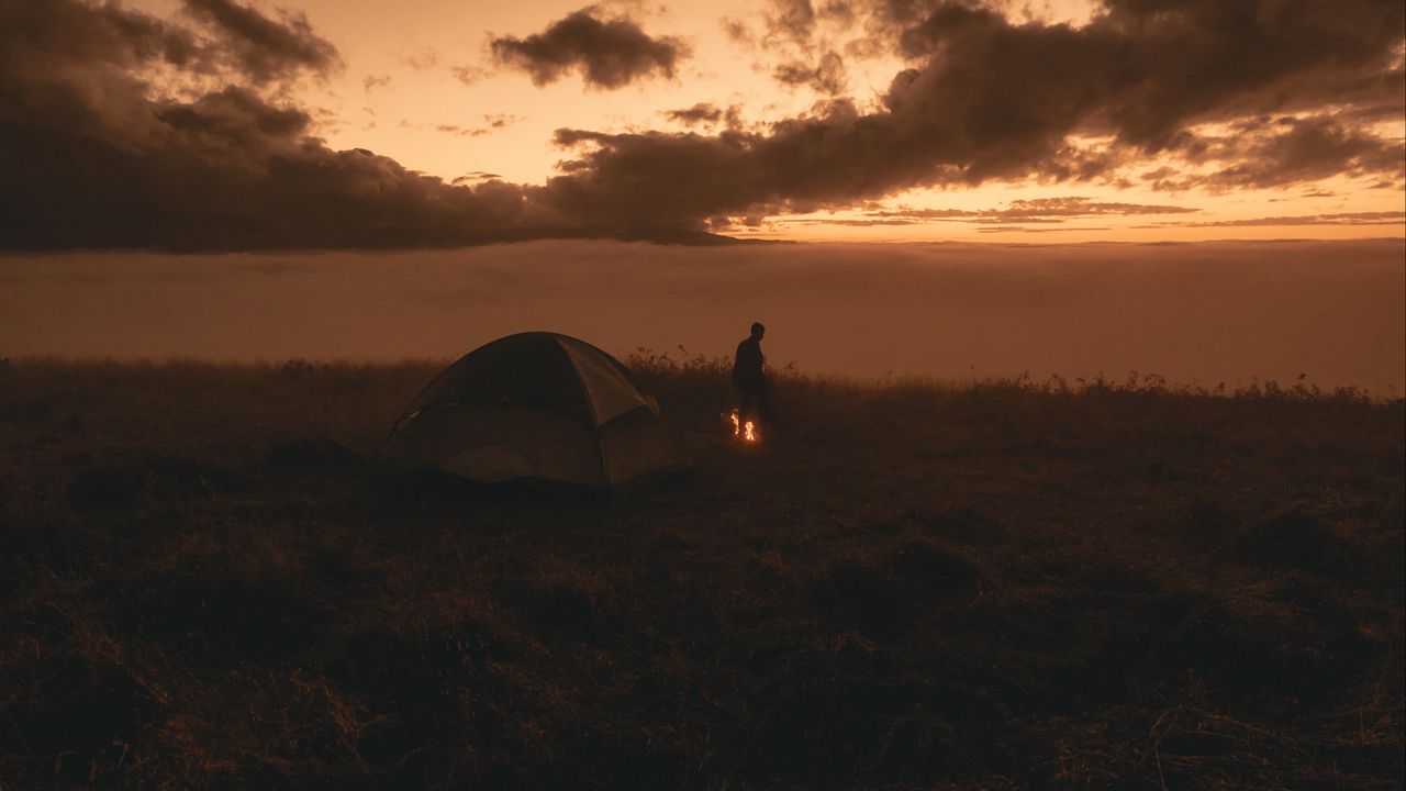 Wallpaper tent, silhouette, campfire, dark, twilight