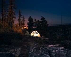 Preview wallpaper tent, starry sky, night, camping, trees