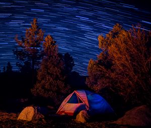 Preview wallpaper tent, trees, starry sky, long exposure, dark