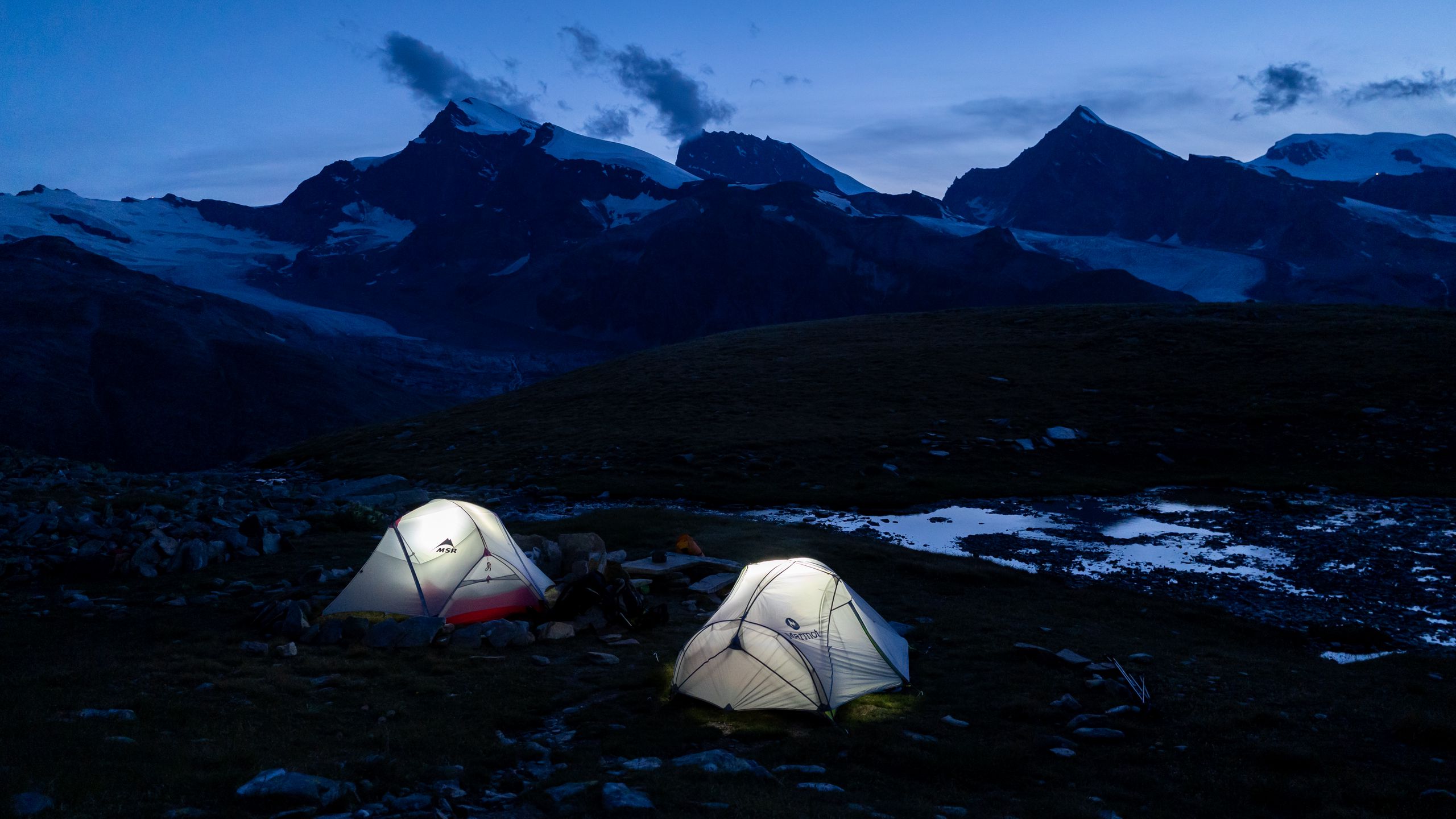 Download wallpaper 2560x1440 tent, twilight, mountains, nature