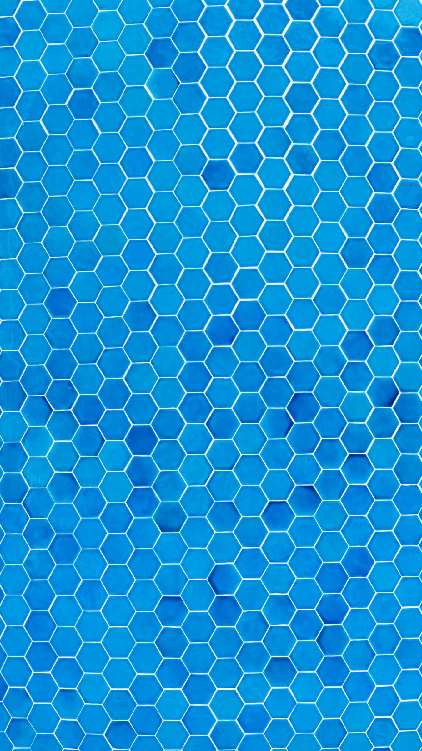 Download wallpaper 1350x2400 texture, hexahedral, shape, blue iphone 8