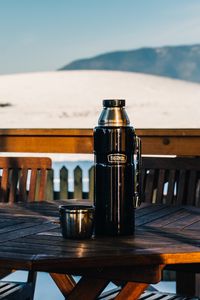 Preview wallpaper thermos, table, mountain, resort