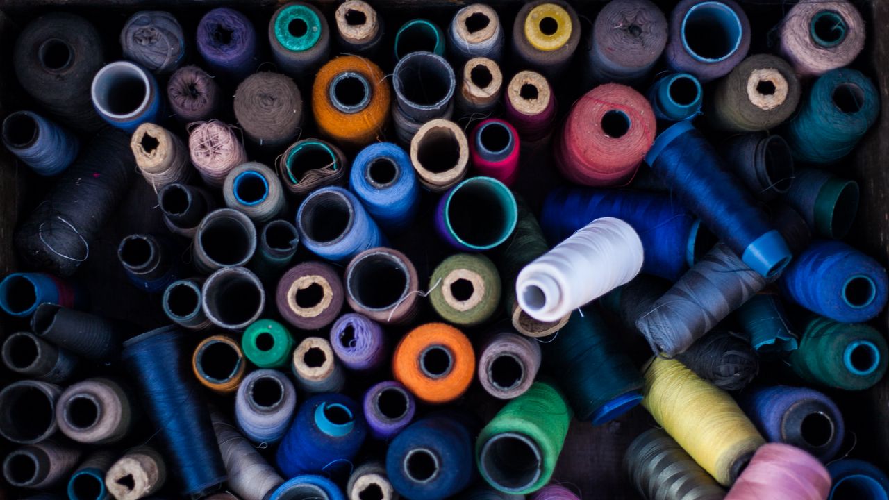 Wallpaper thread, colorful, reel