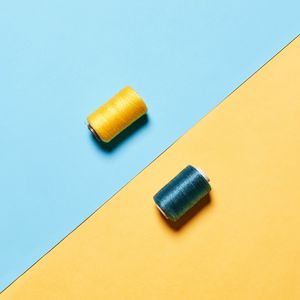 Preview wallpaper thread, minimalism, yellow, blue