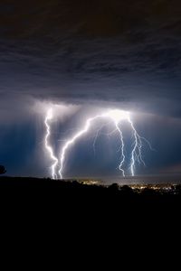Preview wallpaper thunderstorm, lightning, flashes, night, dark