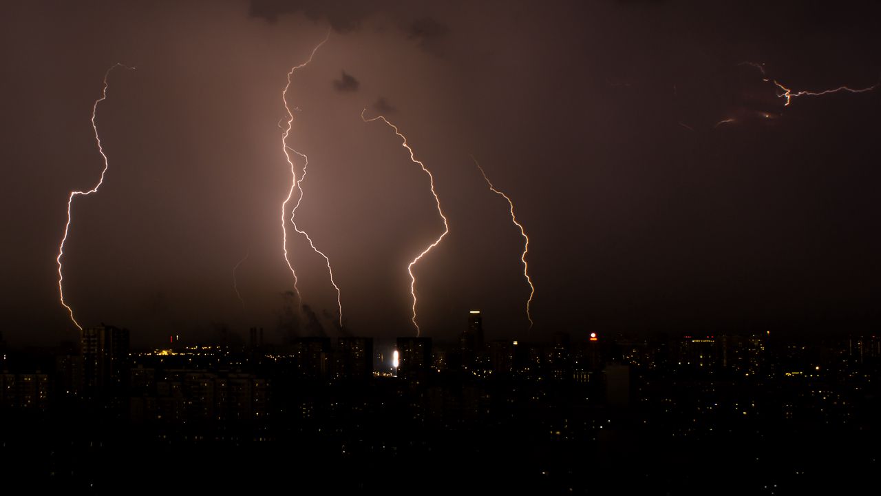 Wallpaper thunderstorm, lightning, flashes, night, city, dark hd ...