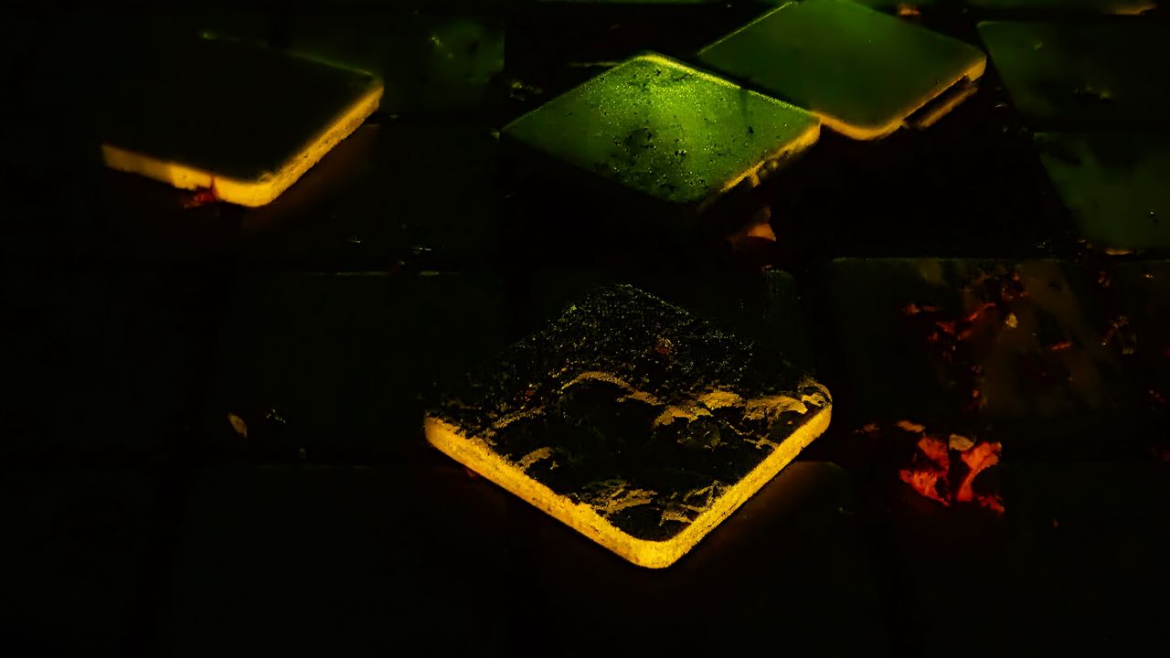 Wallpaper tile, glow, dark, night, relief