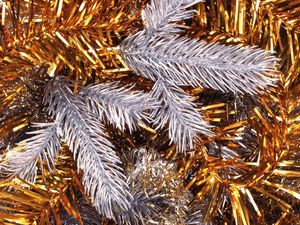 Preview wallpaper tinsel, gold, silver, jewelry, attribute, holiday