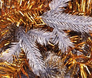 Preview wallpaper tinsel, gold, silver, jewelry, attribute, holiday