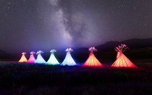 Preview wallpaper tipi, glow, night, milky way