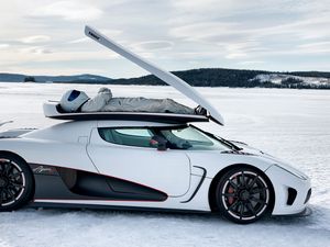 Preview wallpaper top gear, koenigsegg, agera r, the stig, some say