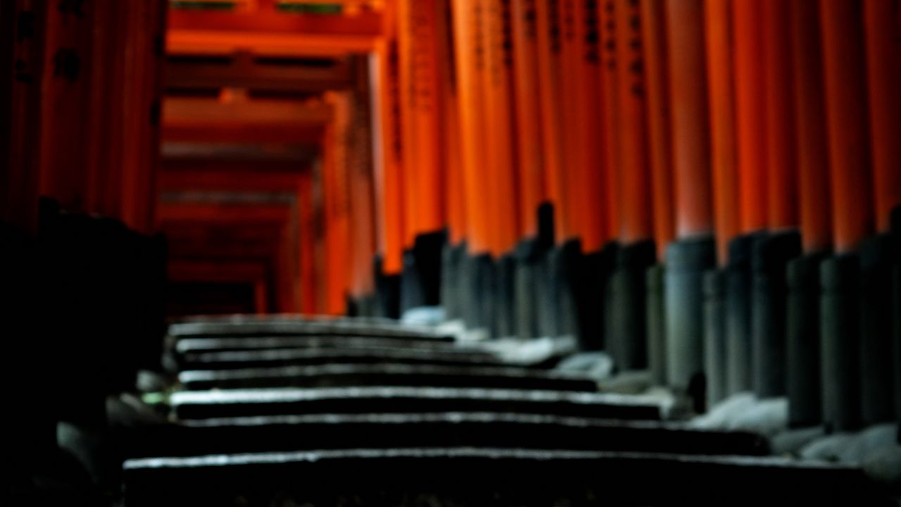 Wallpaper torii gate, japan, steps, blur