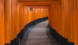 Preview wallpaper torii gate, path, turn, lantern