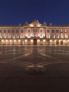 Preview wallpaper toulouse, city, square, night, france