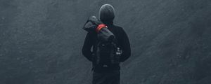 Preview wallpaper tourist, traveler, backpack, fog, mountains