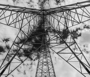 Preview wallpaper tower, antenna, clouds, sky, bw