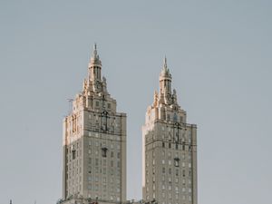 Preview wallpaper tower, building, architecture, old, new york