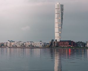 Preview wallpaper tower, building, architecture, water, reflection
