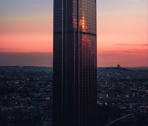 Preview wallpaper tower, building, skyscraper, city, dusk