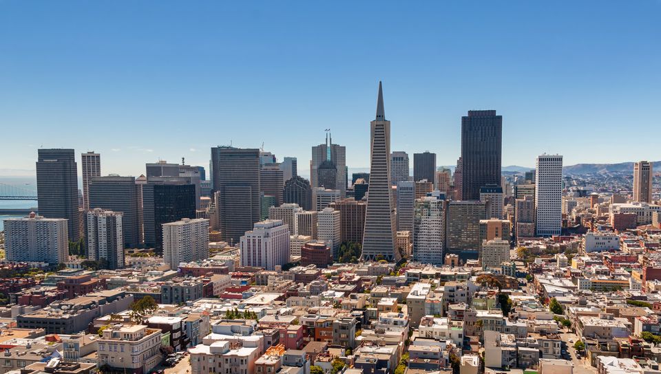 960x544 Wallpaper tower, buildings, city, architecture, sky, skyscrapers