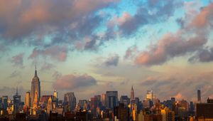 Preview wallpaper tower, buildings, city, manhattan, new york