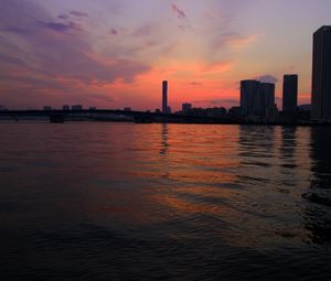 Preview wallpaper tower, sea, buildings, bridge, sunrise, tokyo, japan