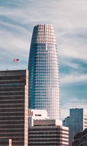 Preview wallpaper tower, skyscraper, architecture, flag