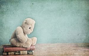 Preview wallpaper toy, bear, teddy, books