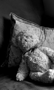 Preview wallpaper toy, plush, sofa, pillow, room, old, black and white