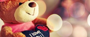 Preview wallpaper toy, soft, bear, heart, love, glare