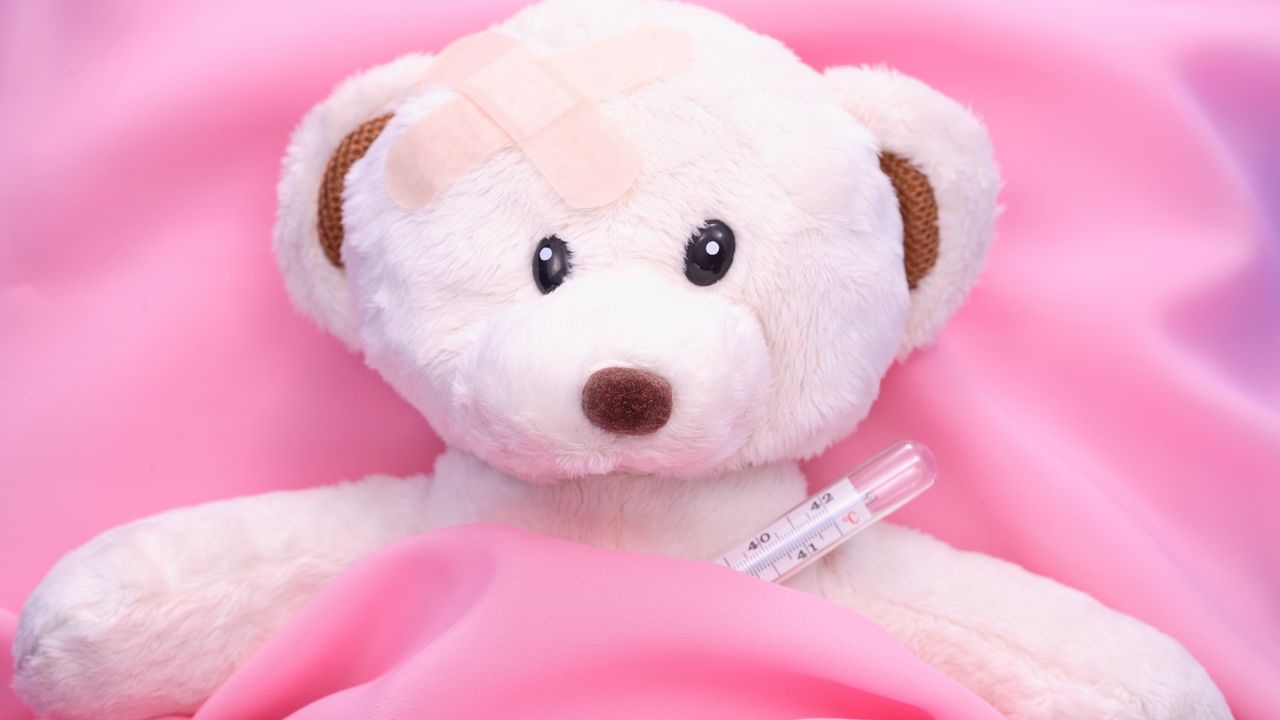 Wallpaper toy, teddy bear, thermometer, bed, disease