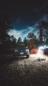 Preview wallpaper toyota, car, freezelight, camping, night