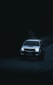 Preview wallpaper toyota hilux, toyota, car, suv, gray, road, dark