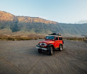 Preview wallpaper toyota land cruiser fj40, toyota, car, suv, red, off-road