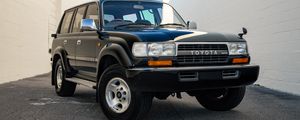 Preview wallpaper toyota land cruiser, toyota, car, black