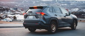 Preview wallpaper toyota rav4, toyota, car, suv, gray, road