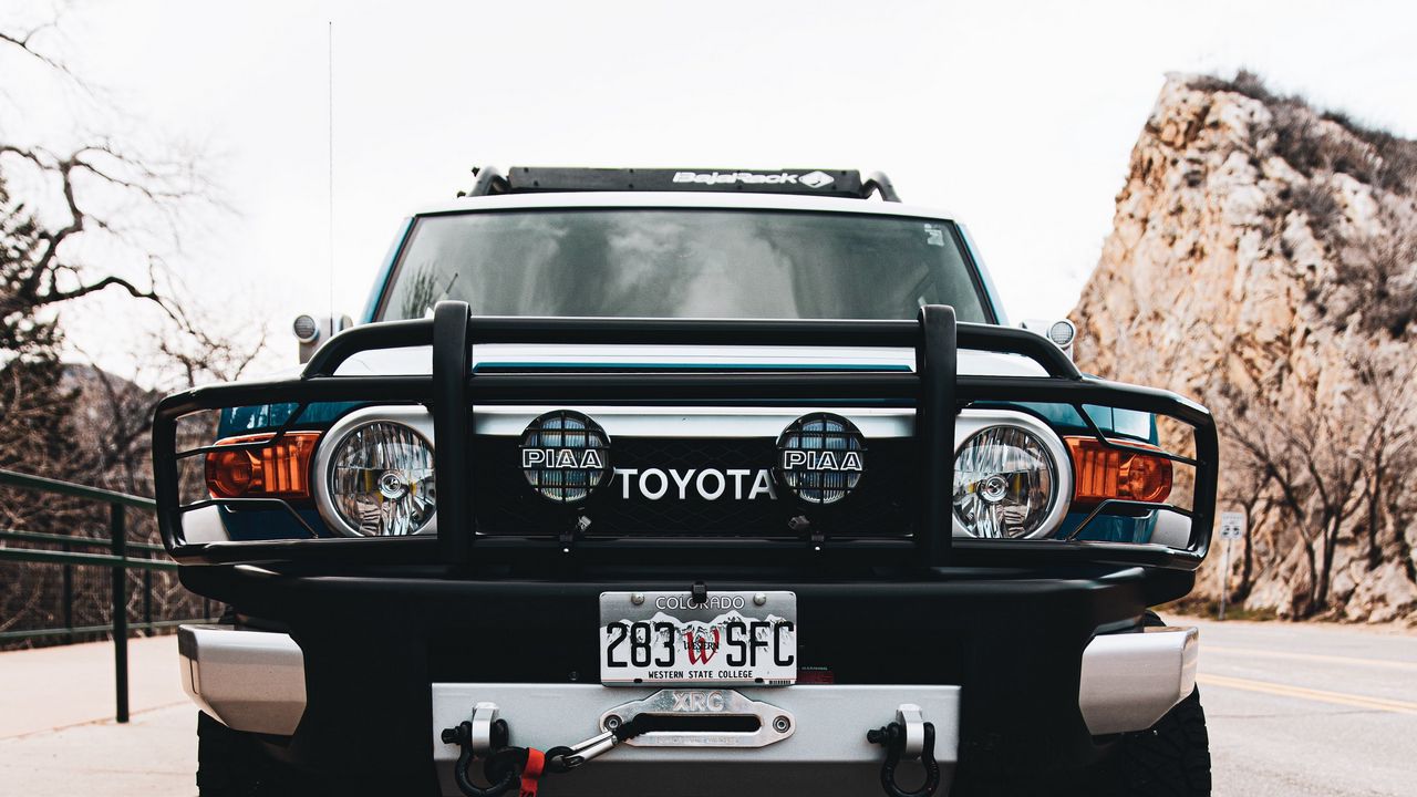 Wallpaper toyota, suv, front view