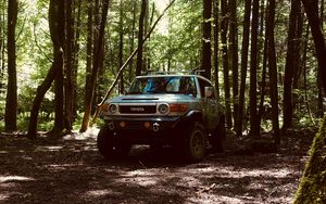 Preview wallpaper toyota, suv, jeep, front view, forest