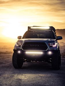 Preview wallpaper toyota tacoma, toyota, suv, headlight